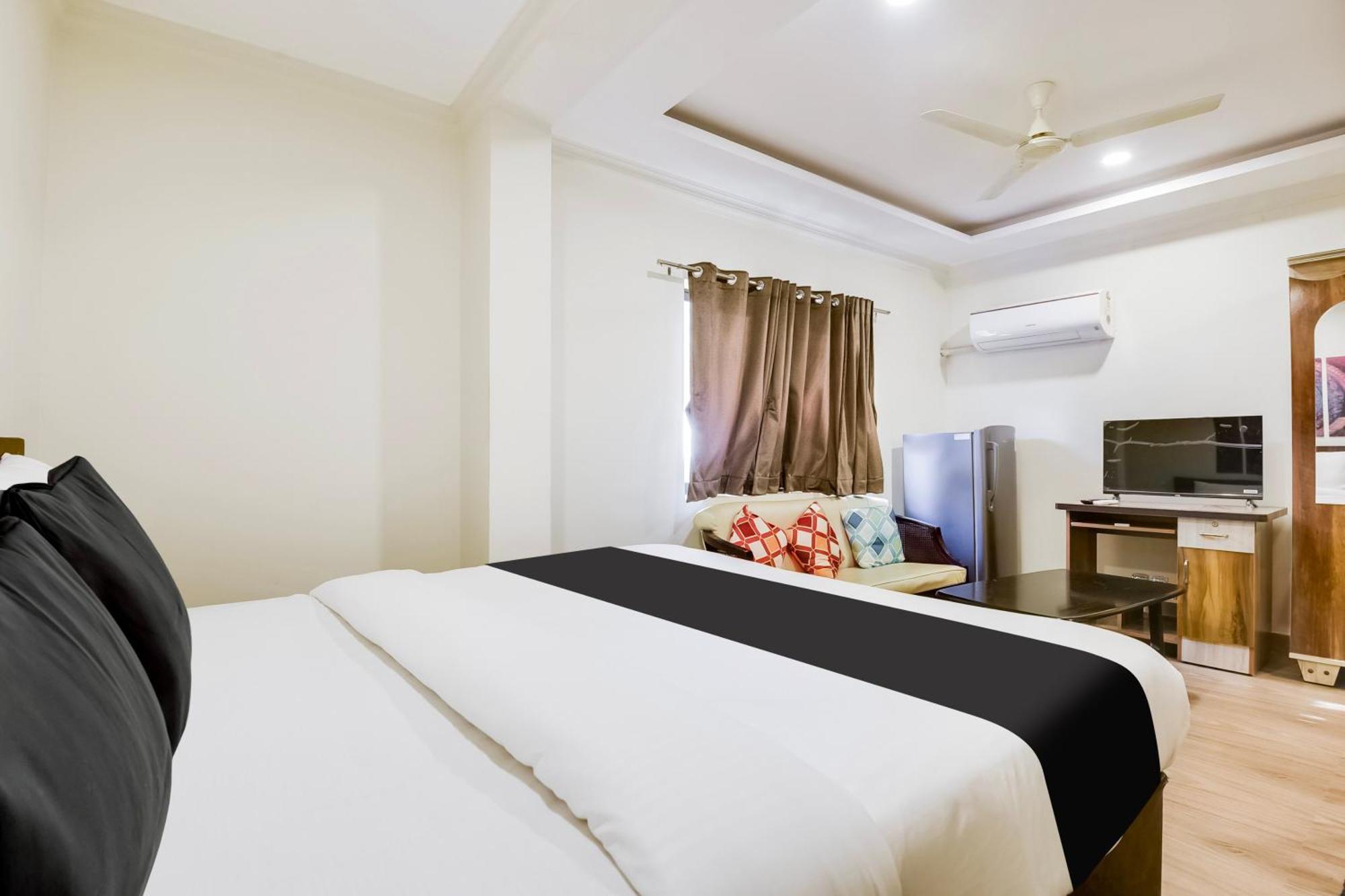 Super Hotel O Dabolim Near Goa International Airport Buitenkant foto